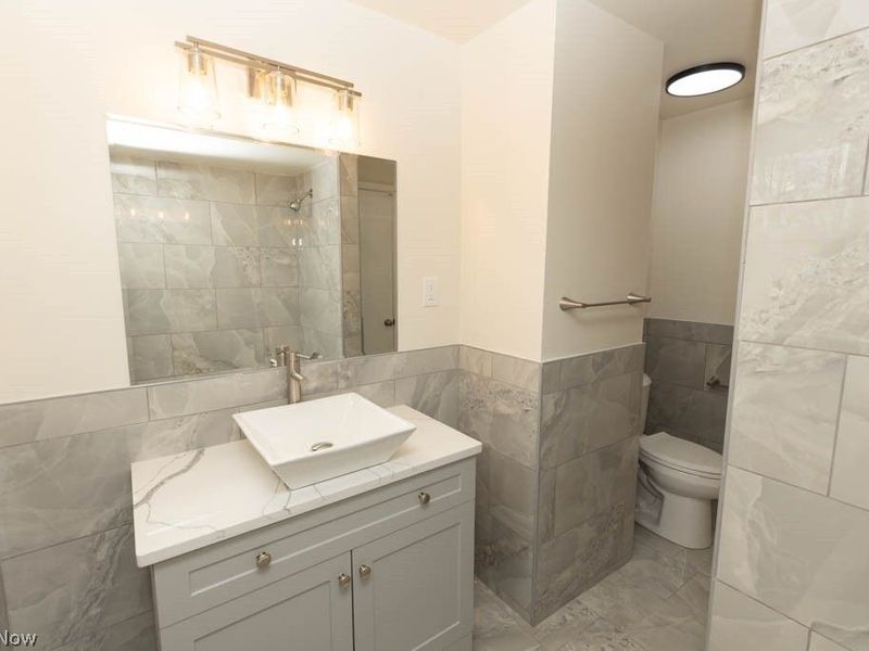 4381 Lucille Avenue, South Euclid, OH 44121 Photo 12