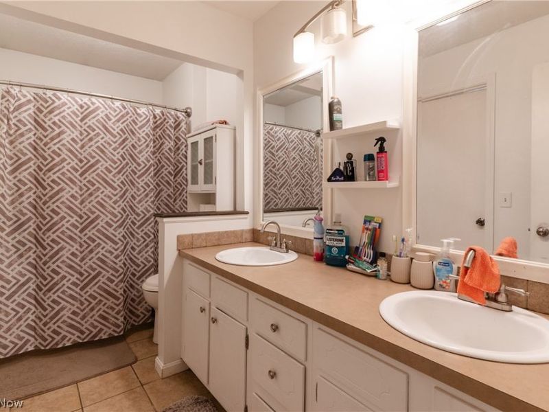 2765 Mcmackin Road , Madison, OH 44057 Photo 14