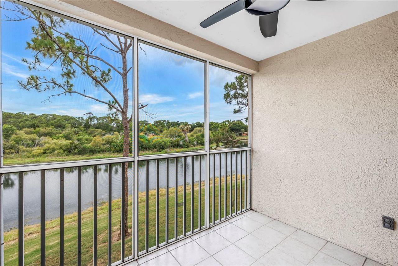 8350 Wingate Drive, Unit 925, Sarasota, FL 34238 Photo
