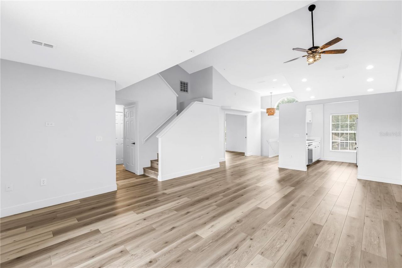 8350 Wingate Drive, Unit 925, Sarasota, FL 34238 Photo