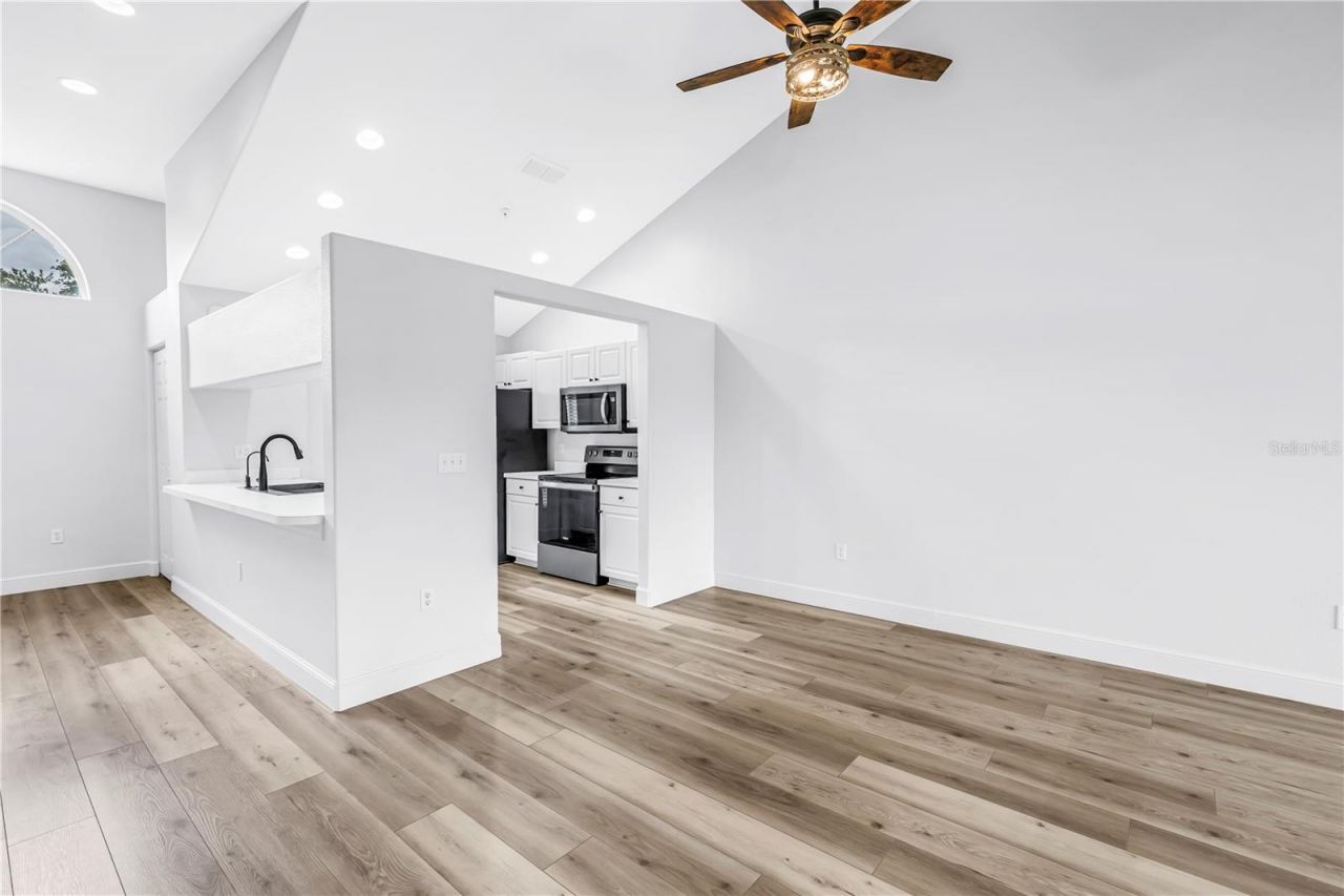 8350 Wingate Drive, Unit 925, Sarasota, FL 34238 Photo