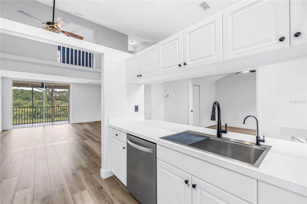 8350 Wingate Drive, Unit 925, Sarasota, FL 34238 Photo