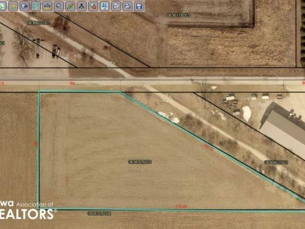 16th Avenue N, Humboldt, IA 50548