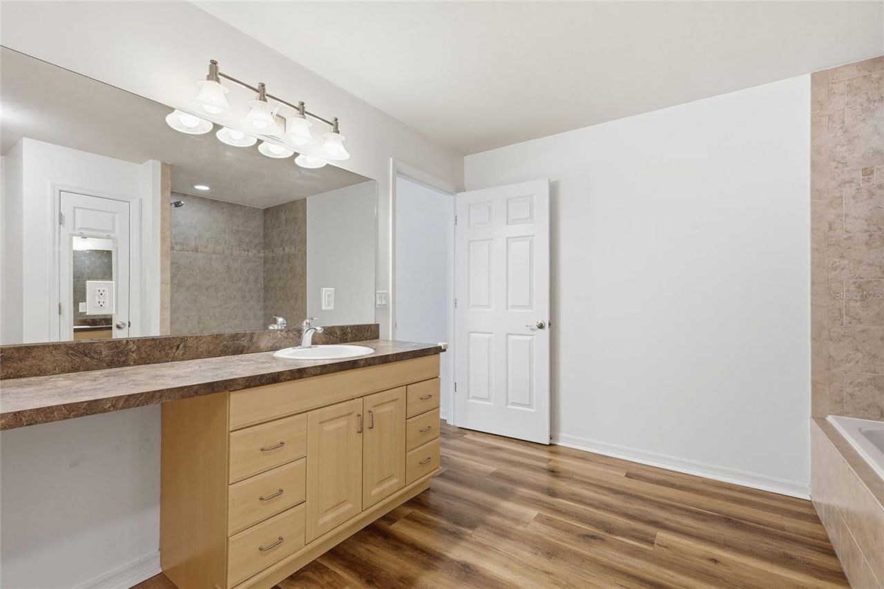 10718 NW 65th Way, Alachua, FL 32615 Photo