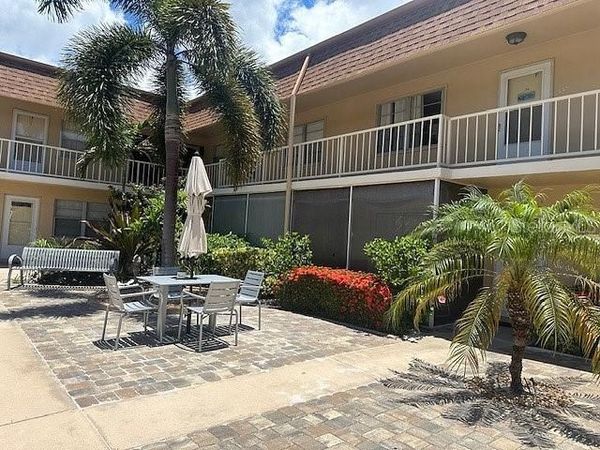 210 PARK BOULEVARD N, Unit 122, VENICE, FL 34285