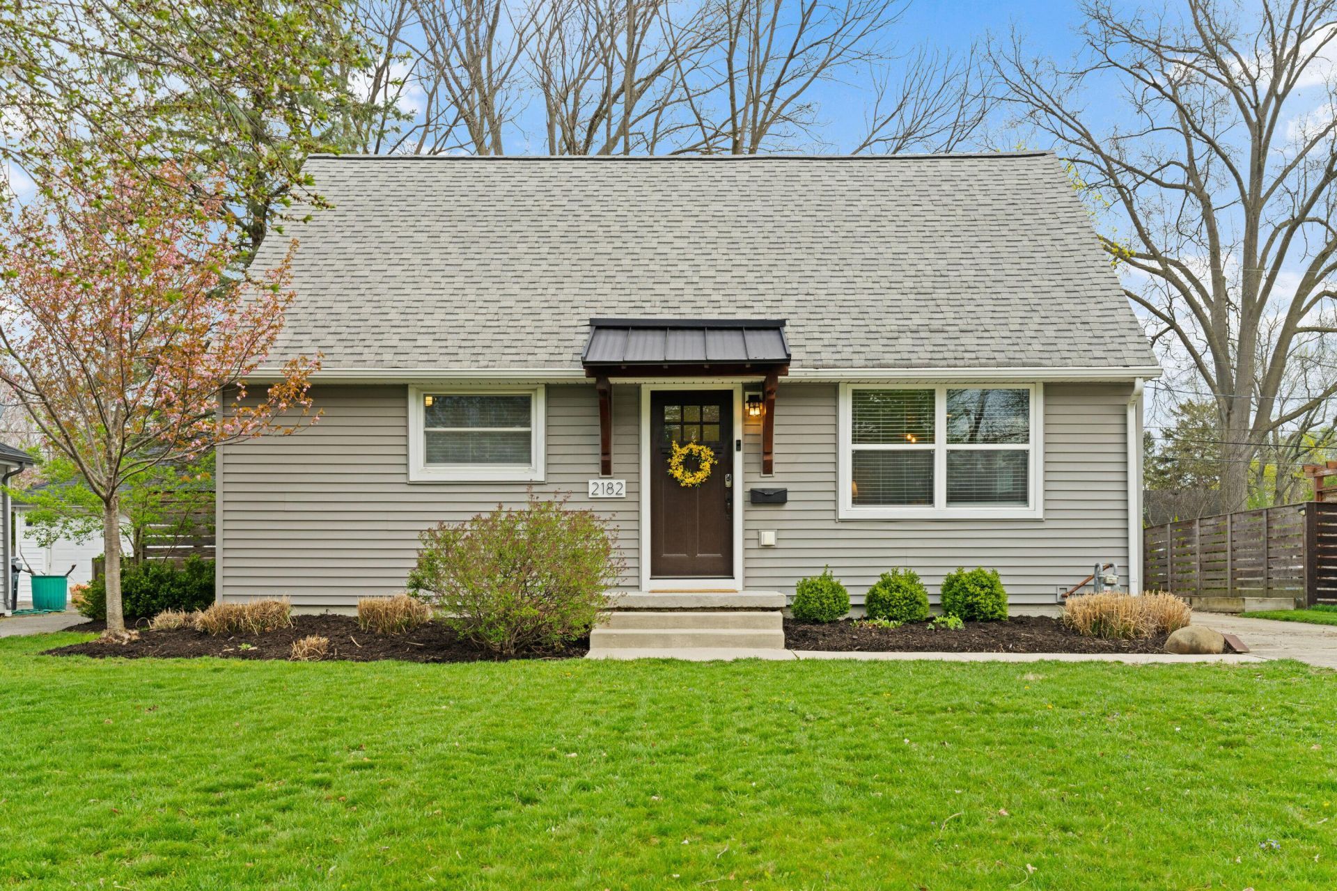 2182 Cranford Road, Upper Arlington, OH 43221 Main Photo