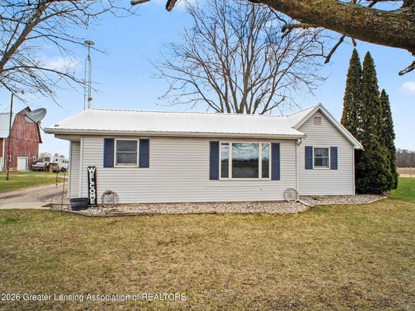 6596 W Washington Road, Ithaca, MI 48847