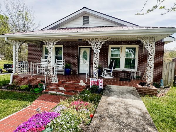 110 Wheeler Avenue, Pikeville, TN 37367