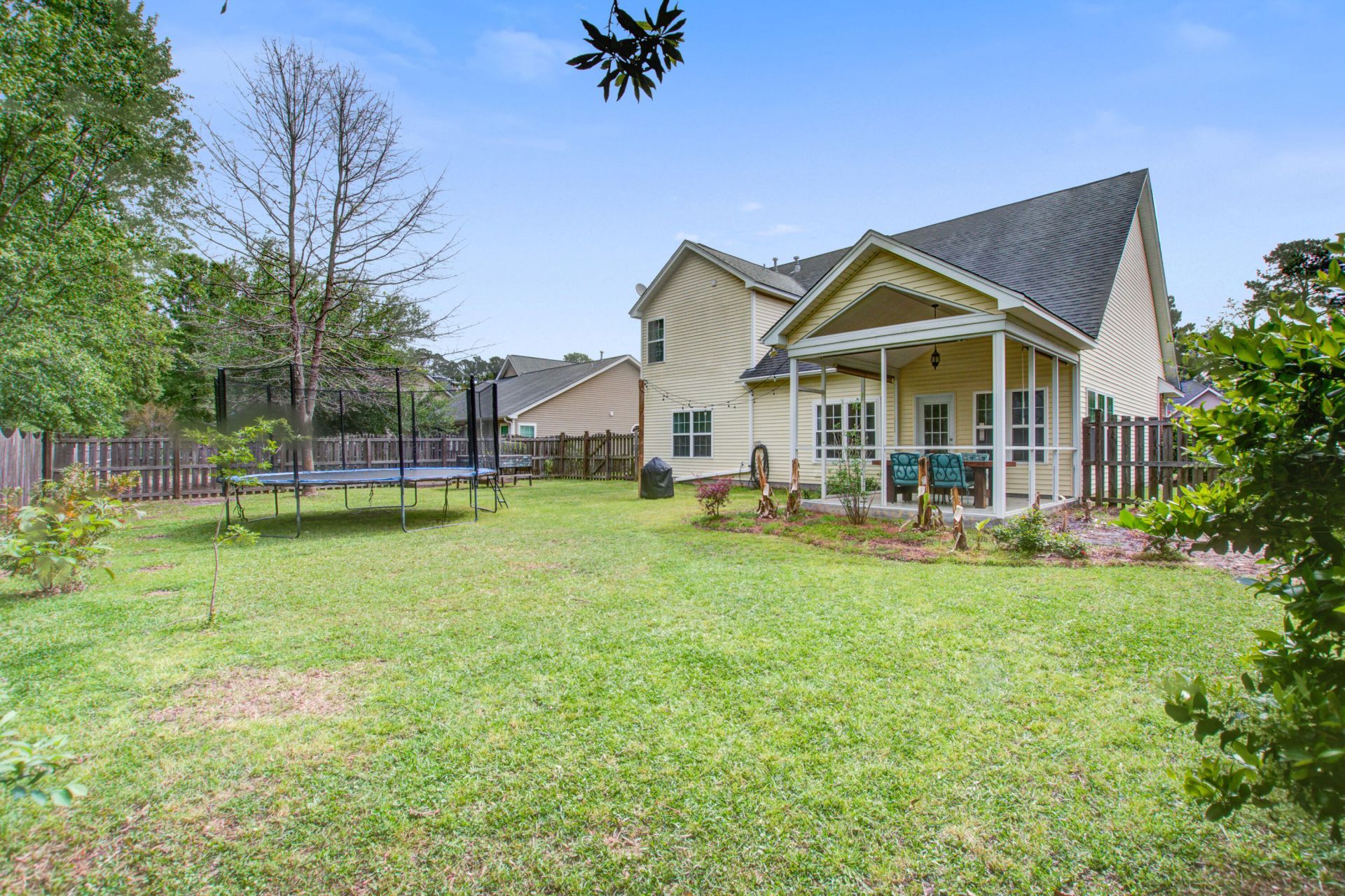 103 Stonewall Court Photo 32