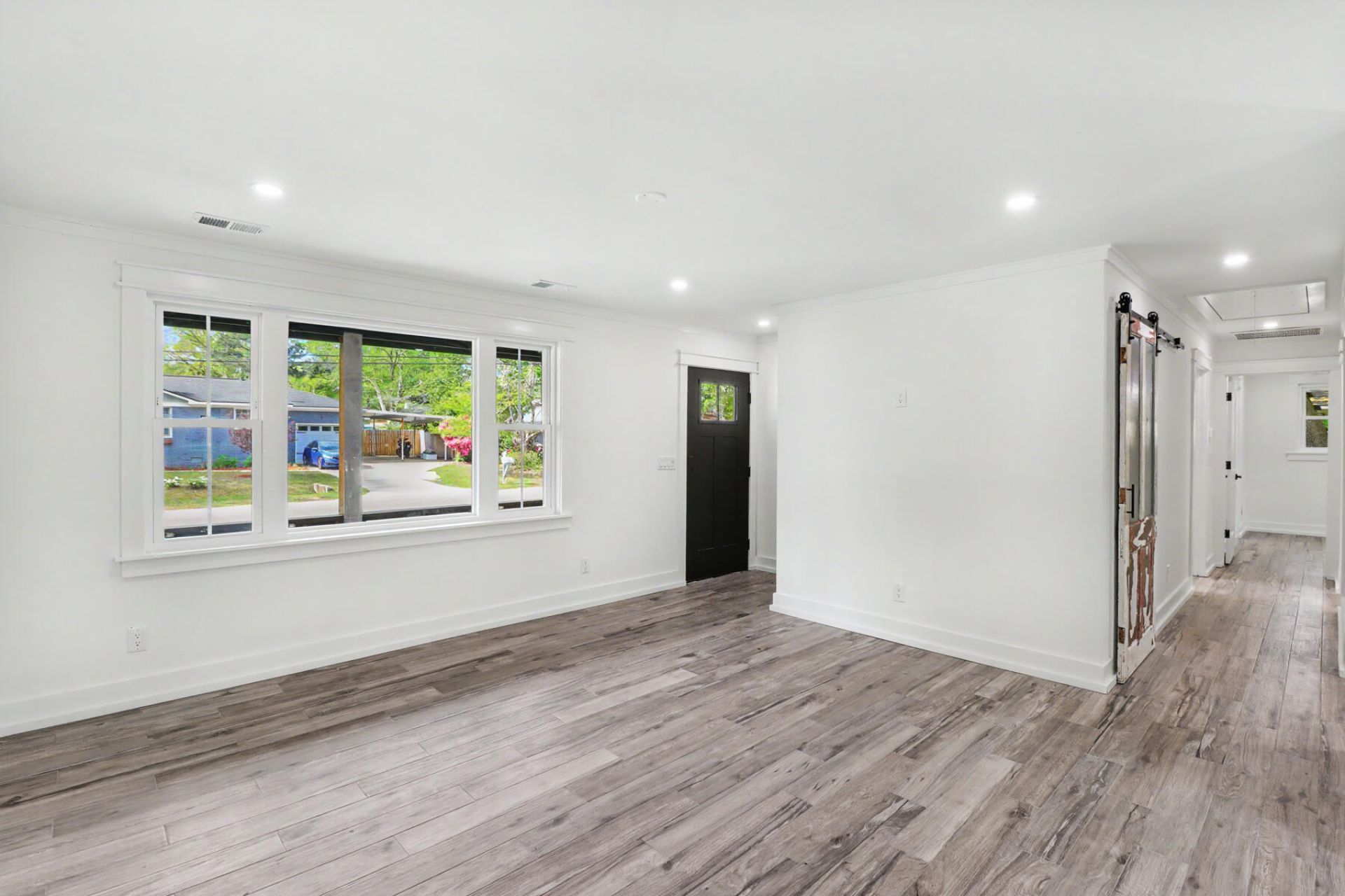 1328 Hermitage Avenue Photo 15