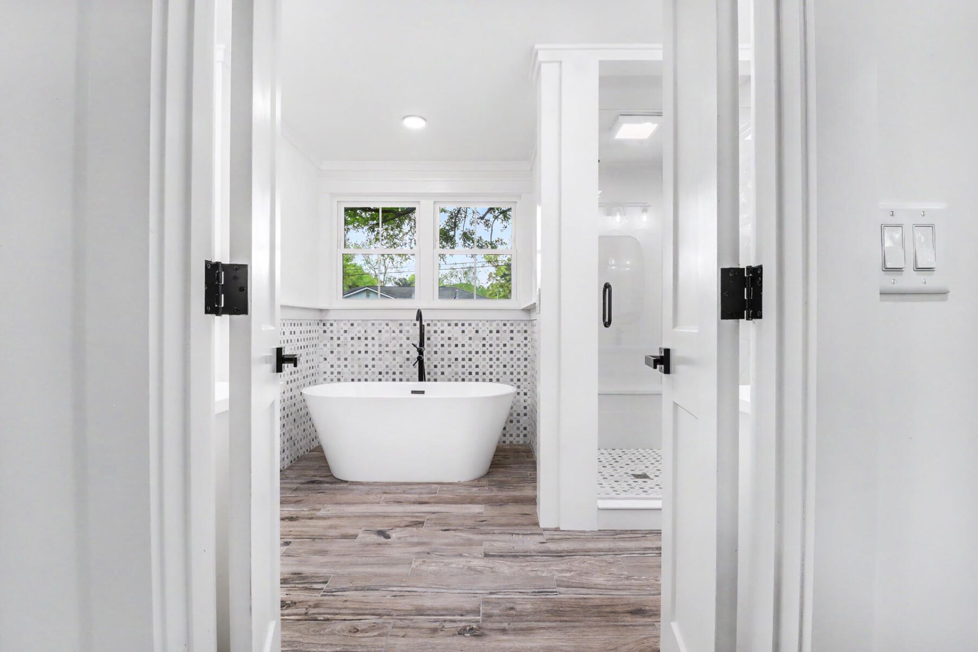 1328 Hermitage Avenue Photo 18