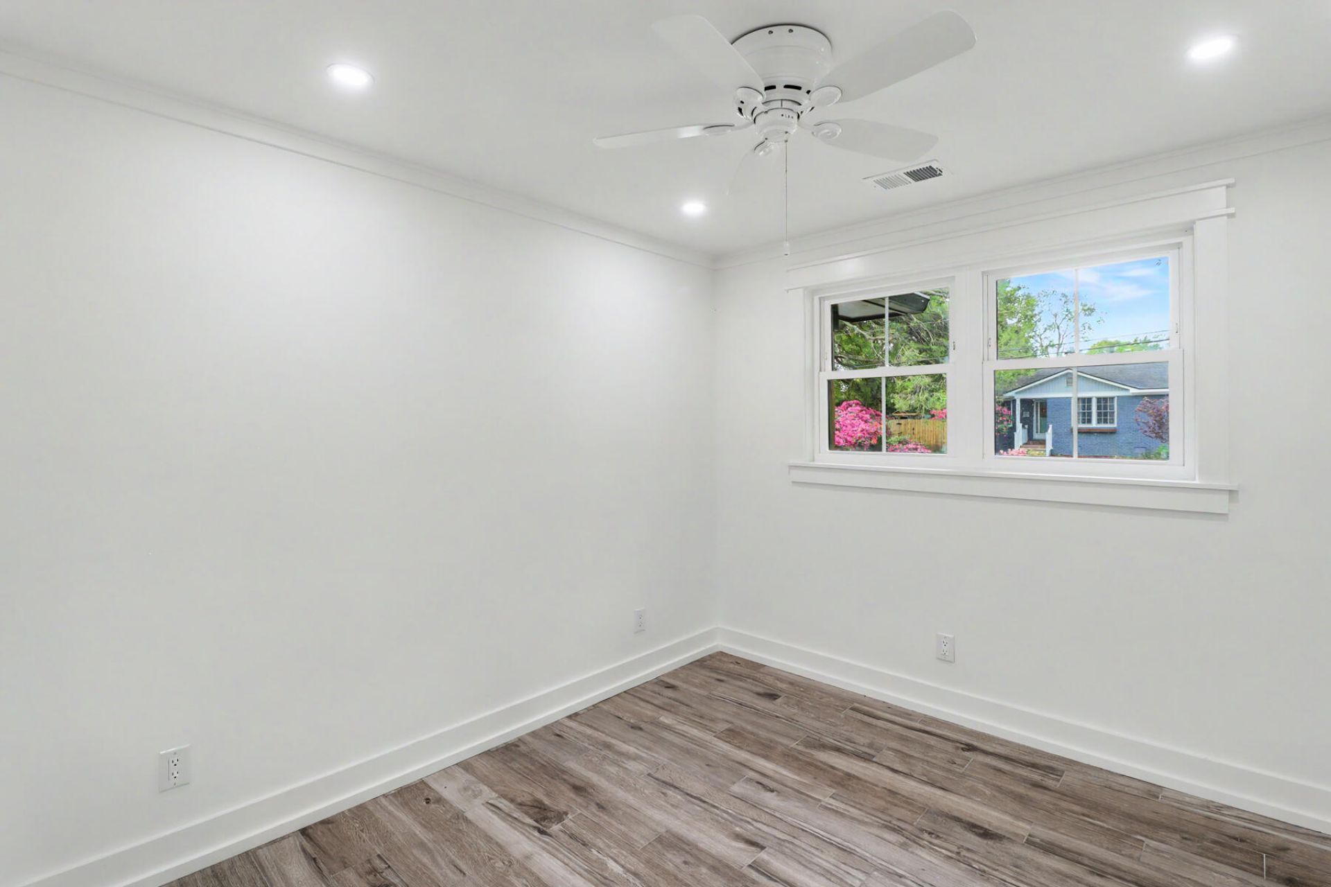 1328 Hermitage Avenue Photo 33