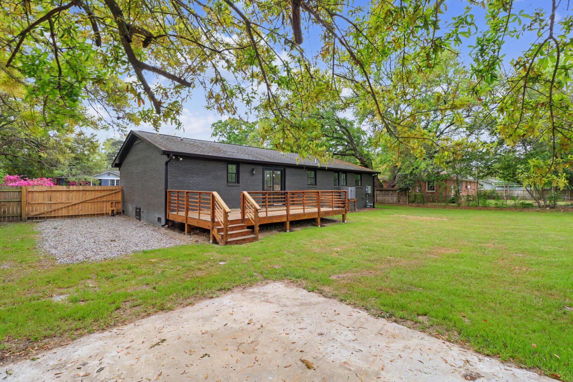 1328 Hermitage Avenue Photo 35