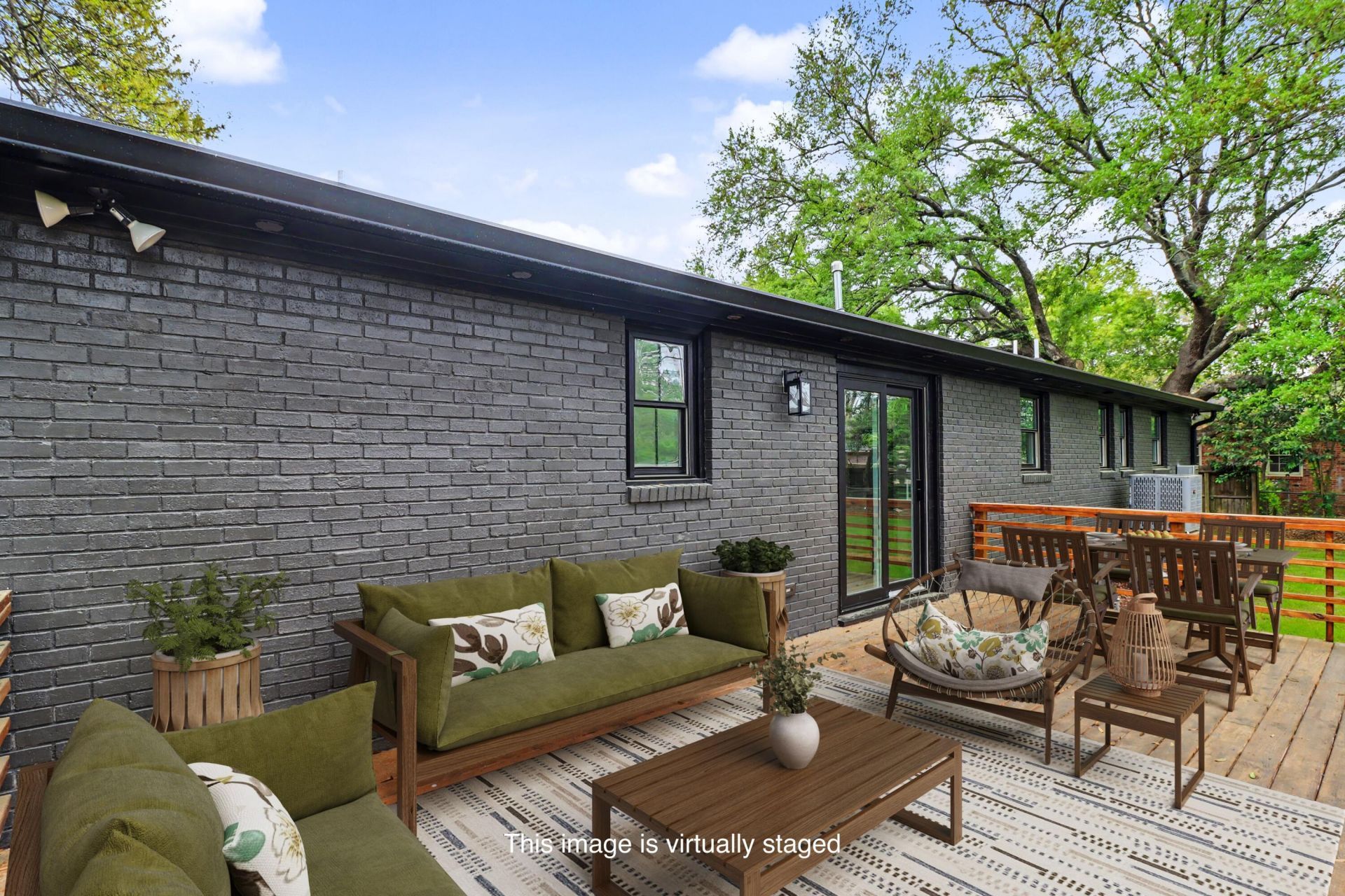 1328 Hermitage Avenue Photo 4