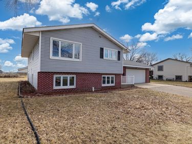 821 William Street, Hamburg, MN 55339