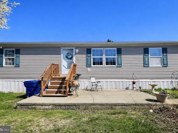 116 ERICA CIRCLE , HONEY BROOK, PA 19344