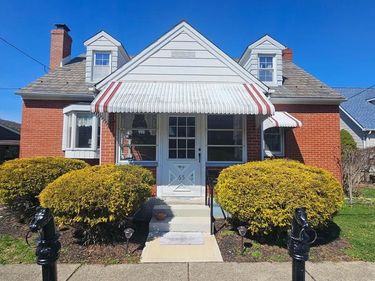 65 HESS AVENUE, HELLERTOWN, PA 18055