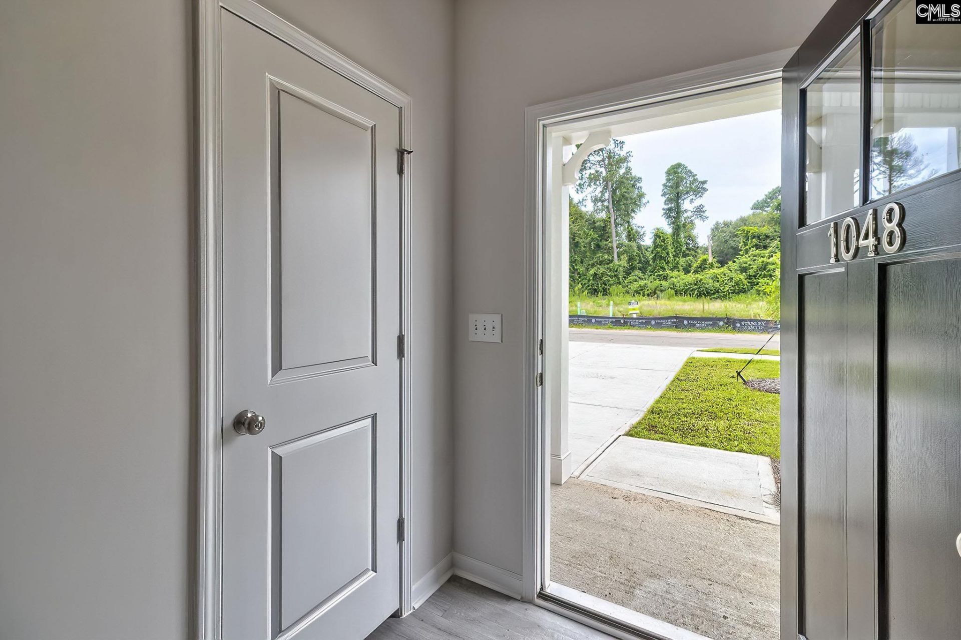 826 Huxley Lane  Photo 5