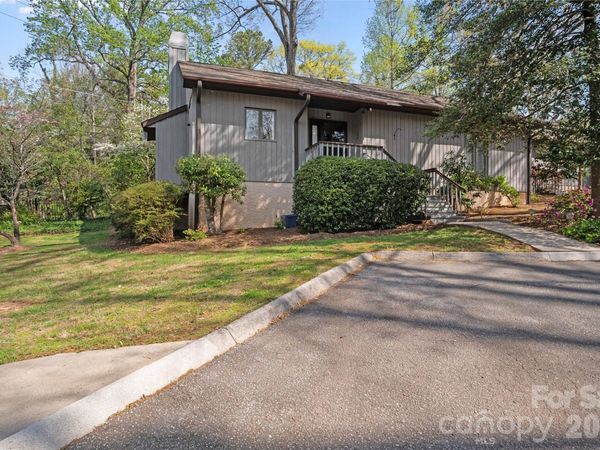 335 Melrose Avenue, Unit 103, Tryon, NC 28782