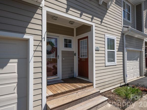 94 Foxden Drive, Unit 202, Fletcher, NC 28732