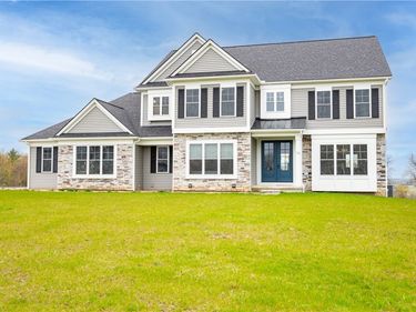 76 Coventry Ridge, Pittsford, NY 14534