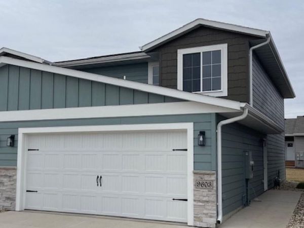9603 W Tunis Dr, Sioux Falls, SD 57106
