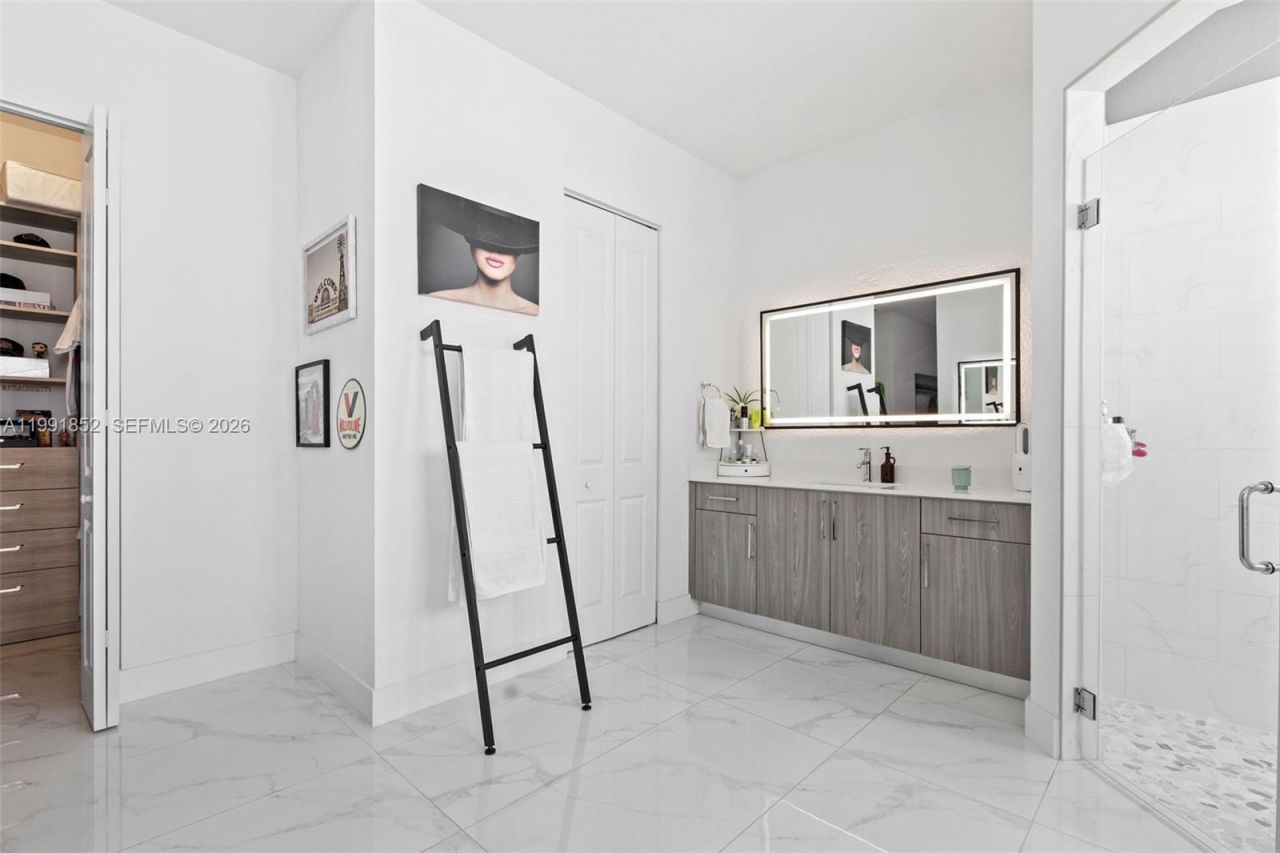 13217 SW 227th St , Miami, FL 33170 Photo