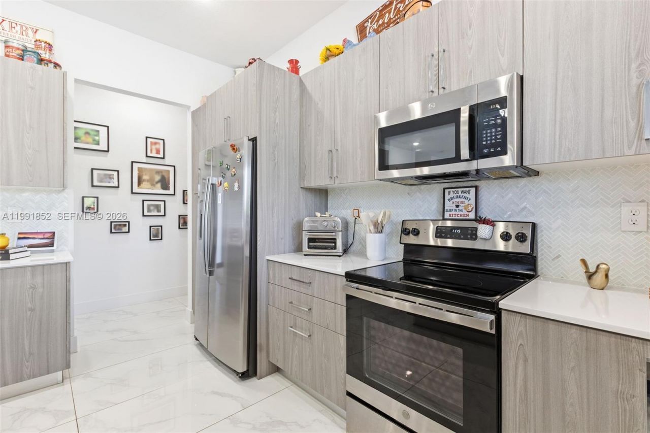 13217 SW 227th St , Miami, FL 33170 Photo