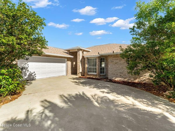 765 Brookedge Terrace , Sebastian, FL 32958