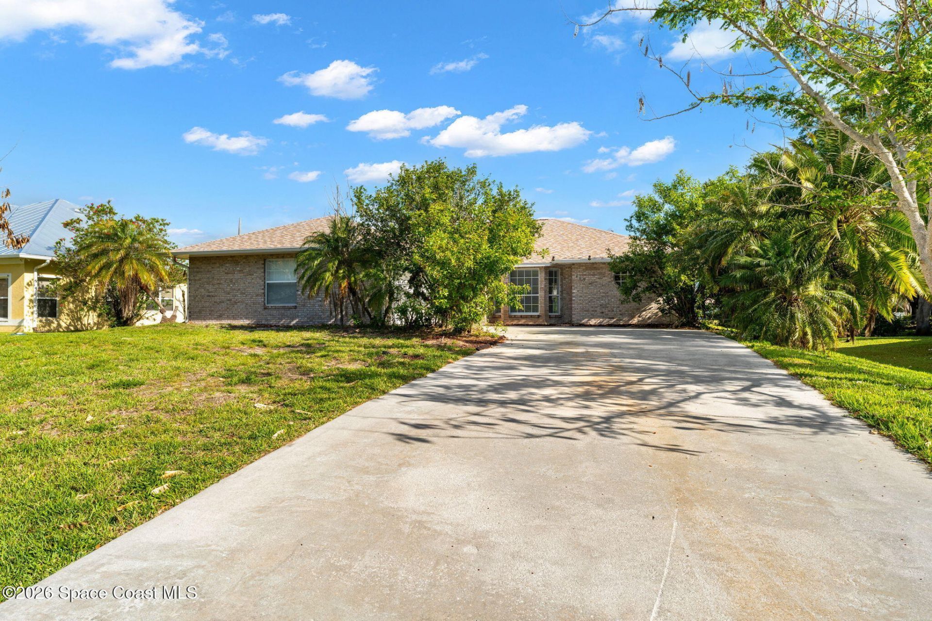 765 Brookedge Terrace , Sebastian, FL 32958 Photo