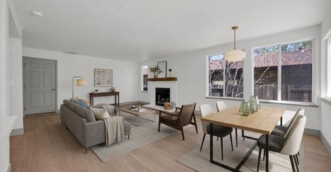 6850 Forsythia Way, Reno, NV 89506 Photo