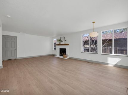 6850 Forsythia Way, Reno, NV 89506 Photo