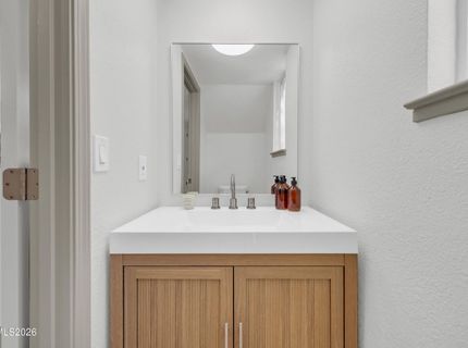 6850 Forsythia Way, Reno, NV 89506 Photo