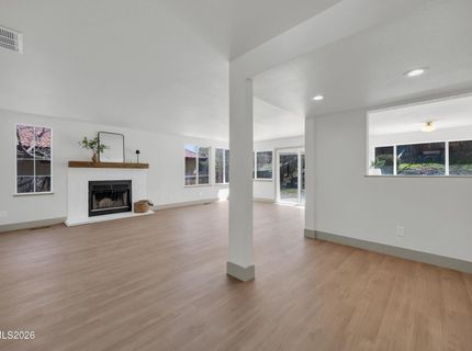 6850 Forsythia Way, Reno, NV 89506 Photo