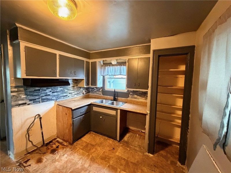 5328 Vine Street, Maple Heights, OH 44137 Photo 5