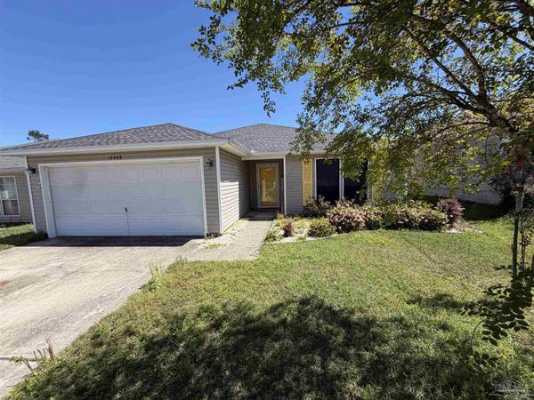 10668 Shear St, Pensacola, FL 32534