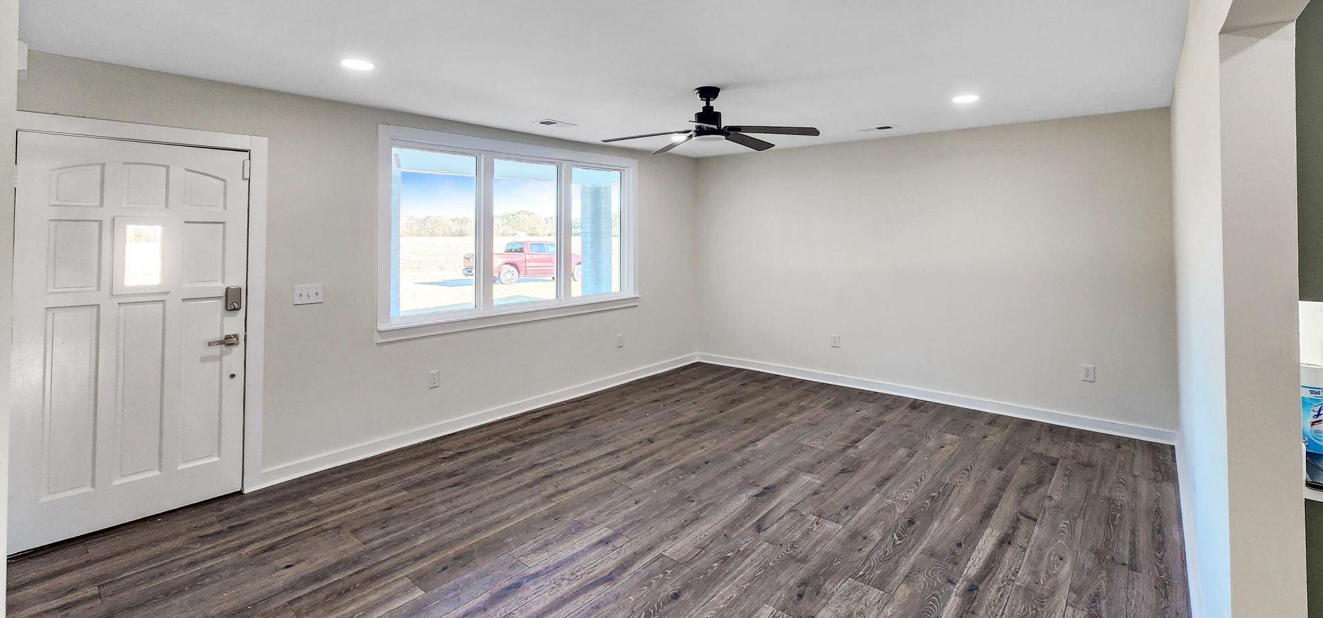 1142 Pearson Road Photo 5