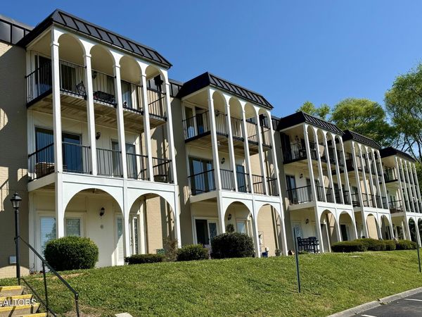 5709 Lyons View Pike, Knoxville, TN 37919