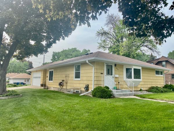 7244 Clinton Avenue, Richfield, MN 55423