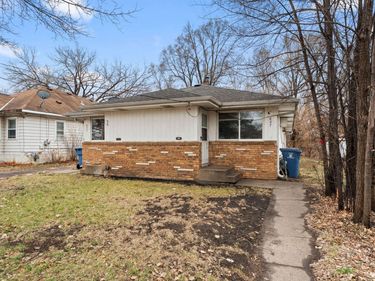 845-847 Weeks Avenue SE, Minneapolis, MN 55414