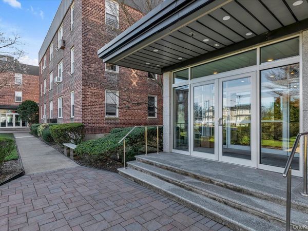 530 Dubois Avenue , Unit 16C, Valley Stream, NY 11581