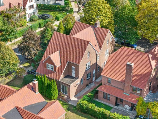 83 Dartmouth Street, Forest Hills, NY 11375