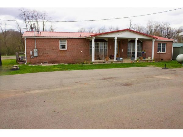 492 Main Street, Beverly, WV 26253