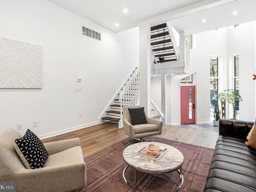 633 E Thompson Street , Philadelphia, PA 19125 Main Photo