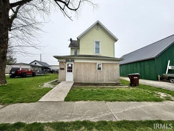 316 N Main Street, Lynn, IN 47355