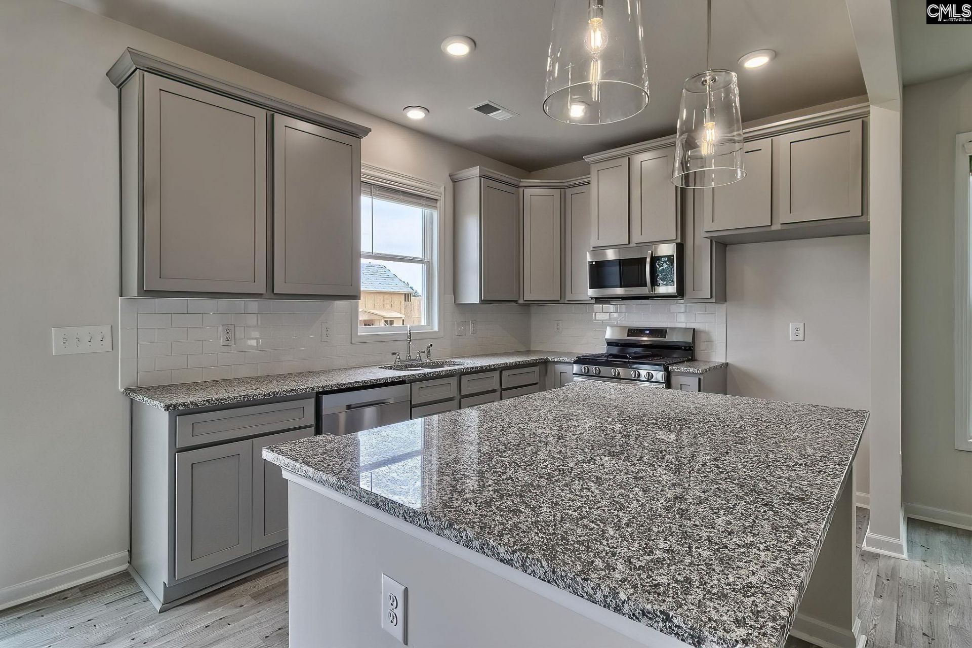 818 Huxley Lane  Photo 15