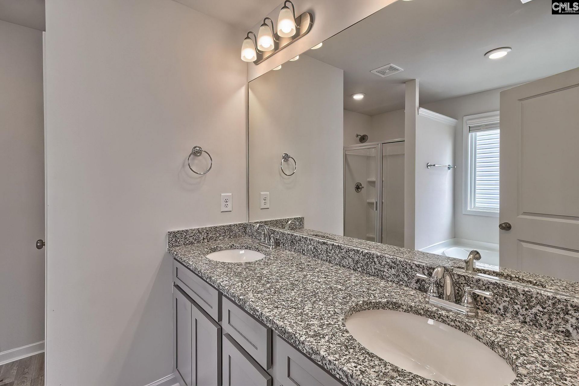 818 Huxley Lane  Photo 25