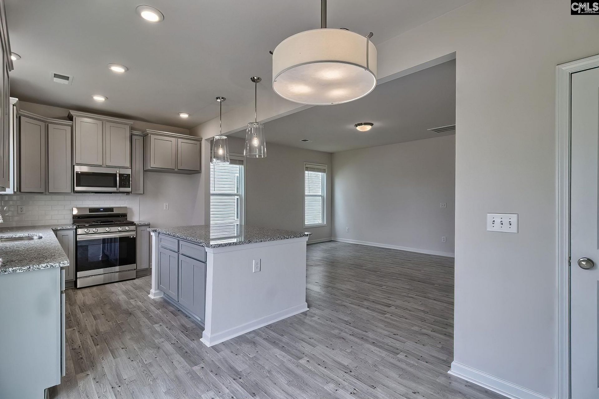 818 Huxley Lane  Photo 9