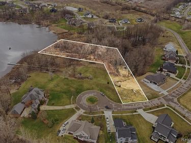 14275 Wright Drive , Fenton Twp, MI 48451