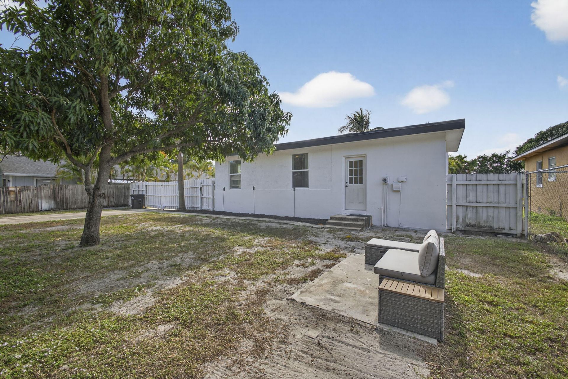 701 37th Street, West Palm Beach, FL 33407 Photo